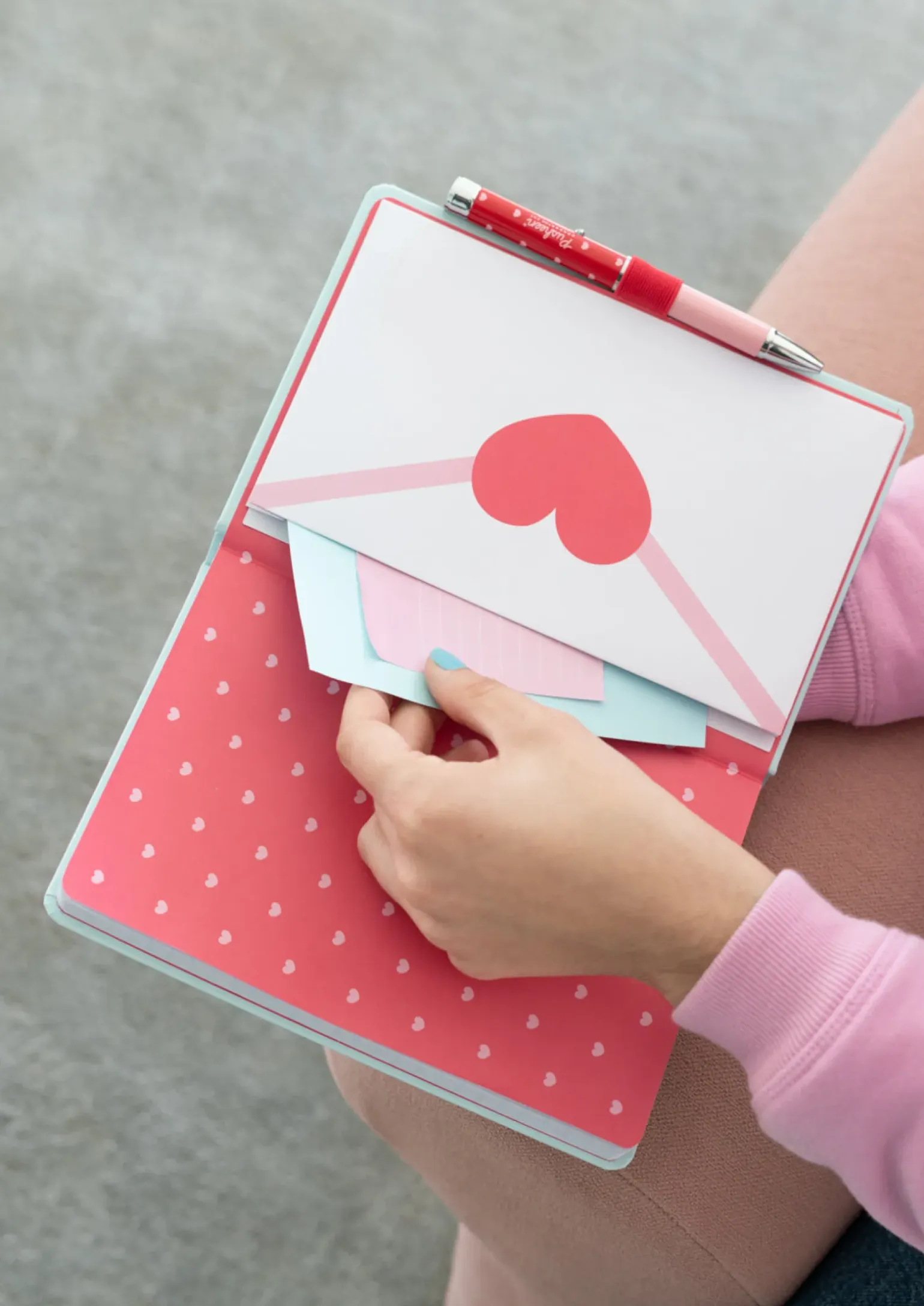 Caderno A5 Com Caneta - Pusheen Purrfect