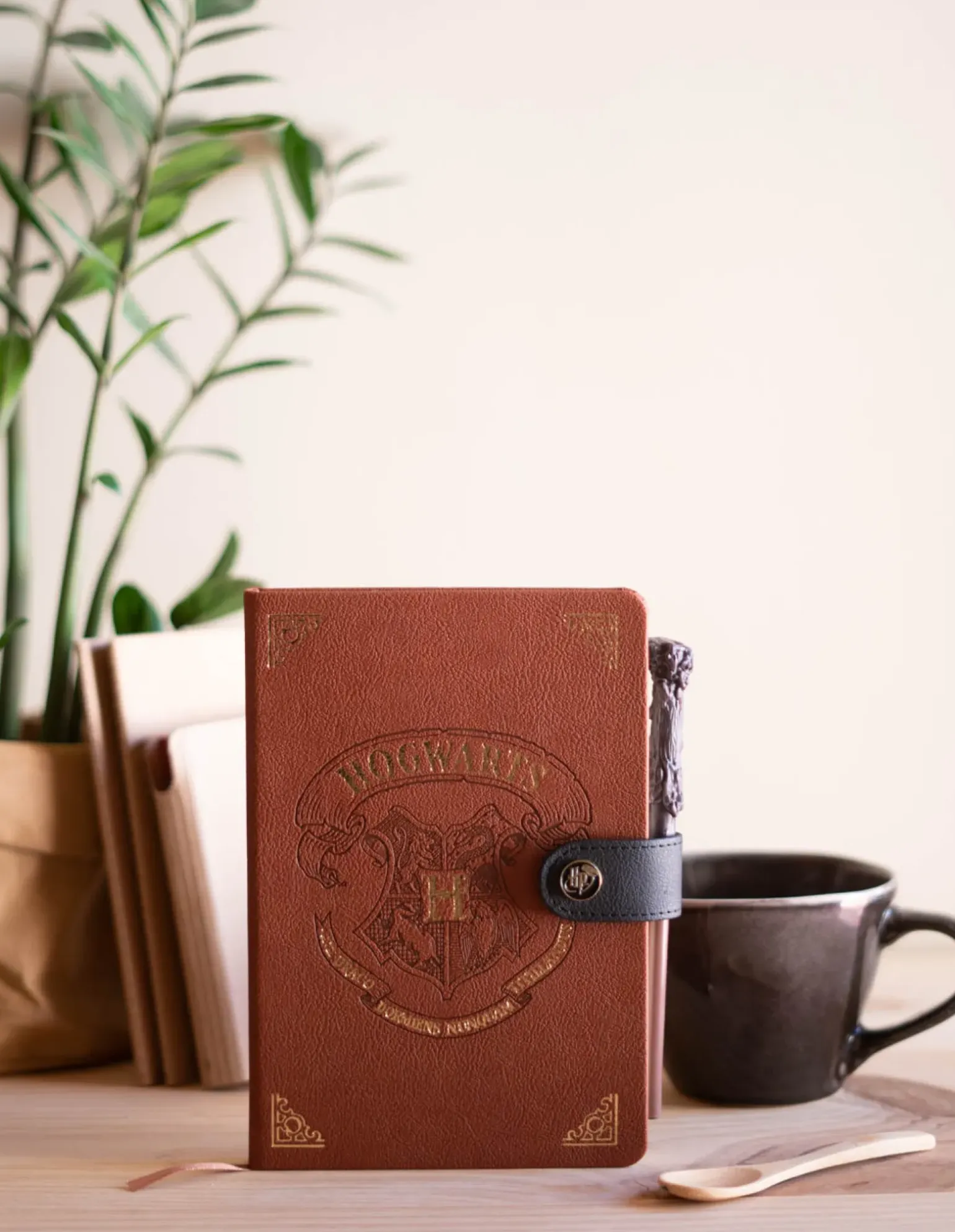 Caderno A5 com Caneta Varinha - Harry Potter