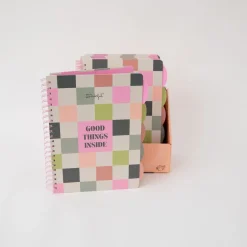 Caderno A4 - Good Things Inside