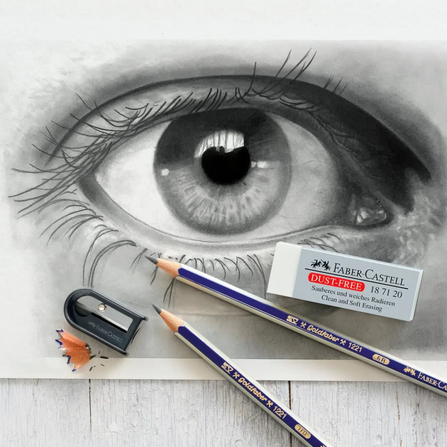 Conjunto 2 Lápis HB + Afia + Borracha Faber Castell