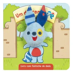 Um Dia com o Pê de Cláudia Dias - Livro com Fantoche de Dedo